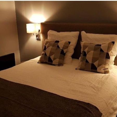 Cosy 3 Pieces En Face De La Gare Apartment ร็องบุยเย ภายนอก รูปภาพ